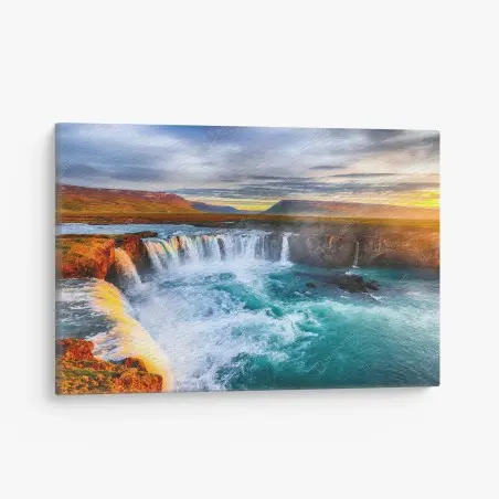 Cuadro en lienzo amanecer sobre Godafoss: belleza salvaje de Islandia – Pixers®