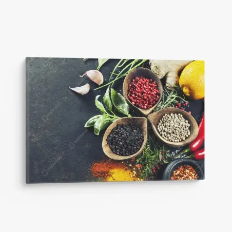 Cuadro en lienzo composición de hierbas y especias aromáticas – Pixers®