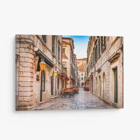 Cuadro en lienzo calle medieval de Dubrovnik al amanecer – Pixers®