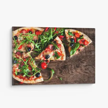 Cuadro en lienzo póster de pizza rústica con pepperoni y rúcula – Pixers®