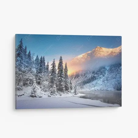 Cuadro en lienzo amanecer dorado en montaña nevada junto al lago – Pixers®
