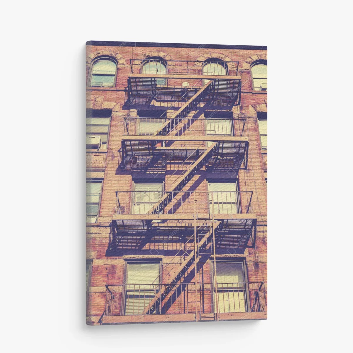 Cuadro en lienzo fachada vintage con escaleras de incendios en Nueva York – Pixers® Cuadro en lienzo fachada vintage con escaleras de incendios en Nueva York – Pixers®