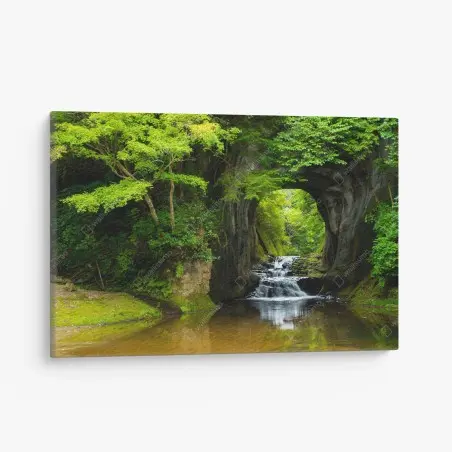 Cuadro en lienzo arco natural con cascada en bosque verde – Pixers®