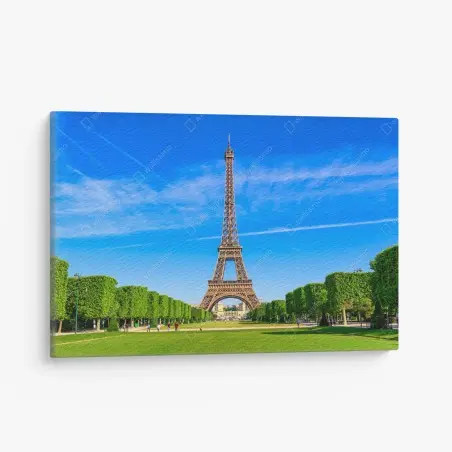 Cuadro en lienzo vistas icónicas de la Torre Eiffel desde el Champ de Mars – Pixers®