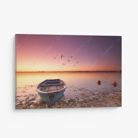 Cuadro en lienzo barca azul en la orilla al amanecer – Pixers®