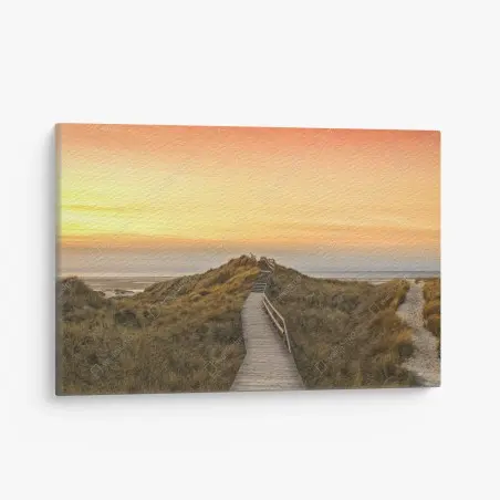 Cuadro en lienzo sendero de madera hacia la playa de Norddorf en Amrum al atardecer – Pixers®
