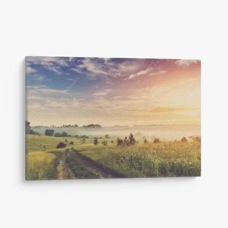 Cuadro en lienzo amanecer brumoso en la pradera dorada – Pixers®