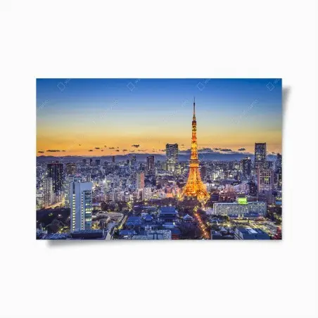 Póster atardecer en Tokio con la torre iluminada – Pixers®