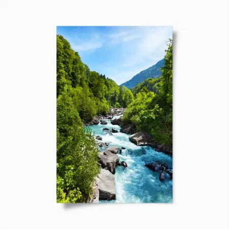 Póster río turquesa entre montañas y bosque – Pixers®