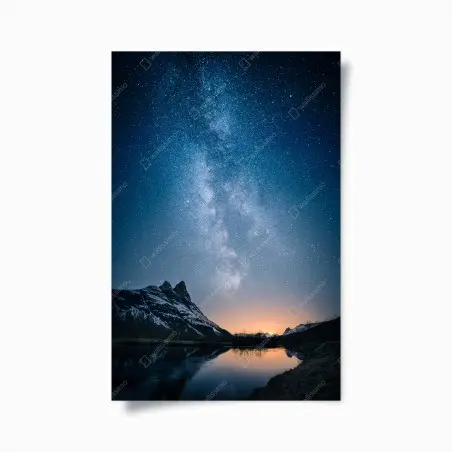 Póster Vía Láctea sobre montañas y reflejo en el lago – Pixers®