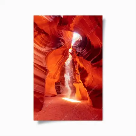 Póster rayo de luz en cañón de roca roja – Pixers®