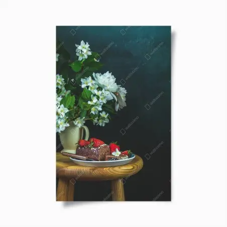 Póster naturaleza muerta con rollo de chocolate, fresas y flores blancas – Pixers®