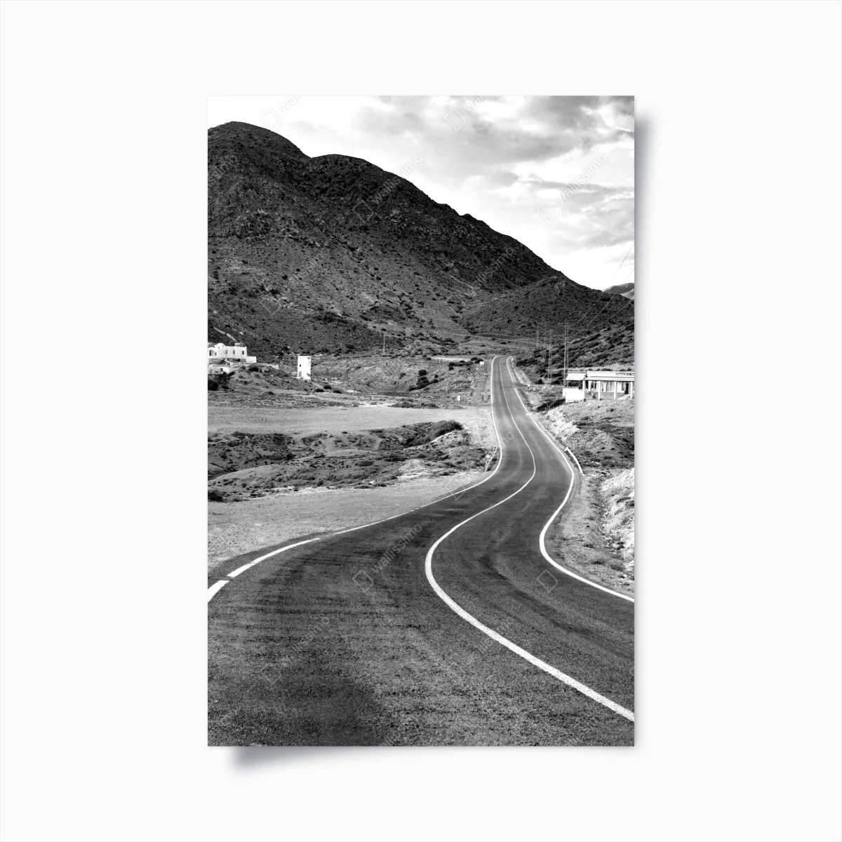 Póster carretera sinuosa hacia las montañas – Pixers® Póster carretera sinuosa hacia las montañas – Pixers®