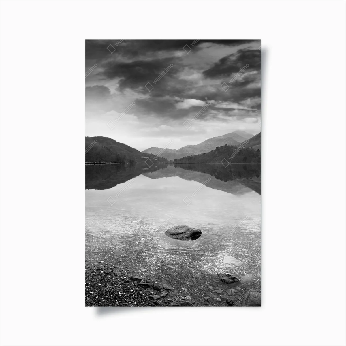 Póster reflejo sereno en lago de montaña – Pixers® Póster reflejo sereno en lago de montaña – Pixers®