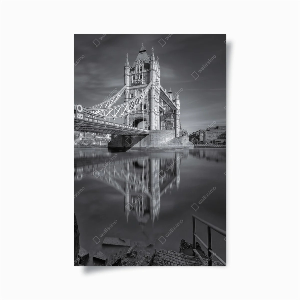 Póster reflejo majestuoso del puente en el río, Londres – Pixers® Póster reflejo majestuoso del puente en el río, Londres – Pixers®