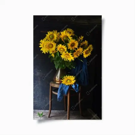 Póster girasoles en jarrón sobre silla rústica – Pixers®