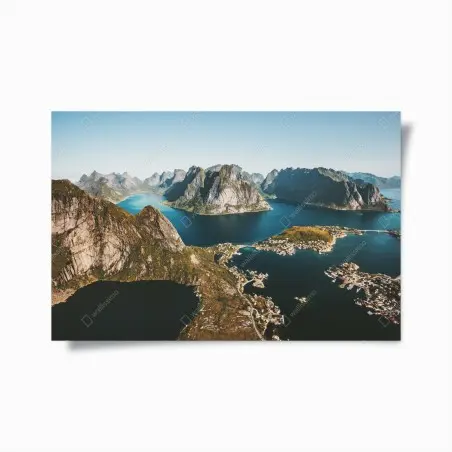 Póster amanecer sobre fiordos y montañas – Pixers®