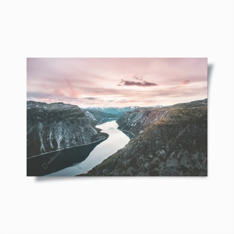 Póster atardecer en el fiordo
