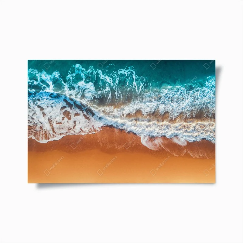 Póster olas aéreas sobre la playa