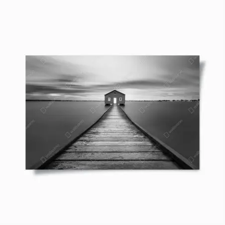 Póster camino de madera hacia la caseta sobre el agua – Pixers®