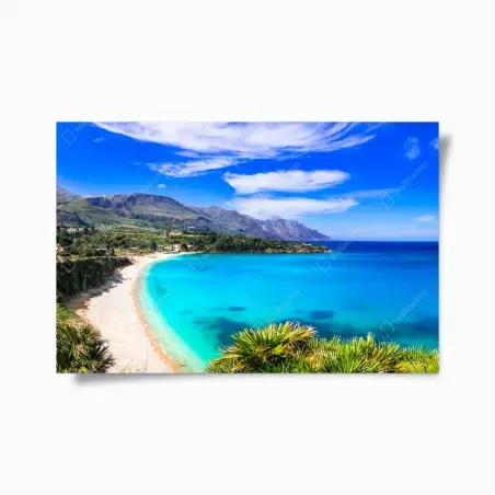 Póster bahía turquesa y acantilados mediterráneos – Pixers®