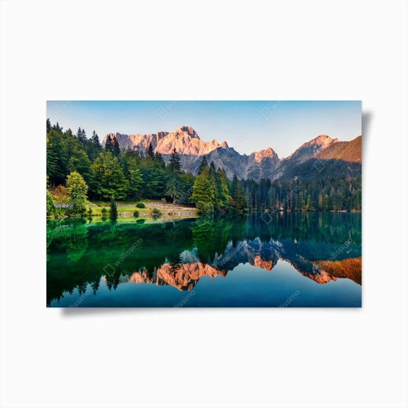 Póster amanecer sereno en Lago Fusine