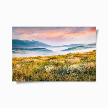 Póster amanecer brumoso en la sierra de Borzhava – Pixers®