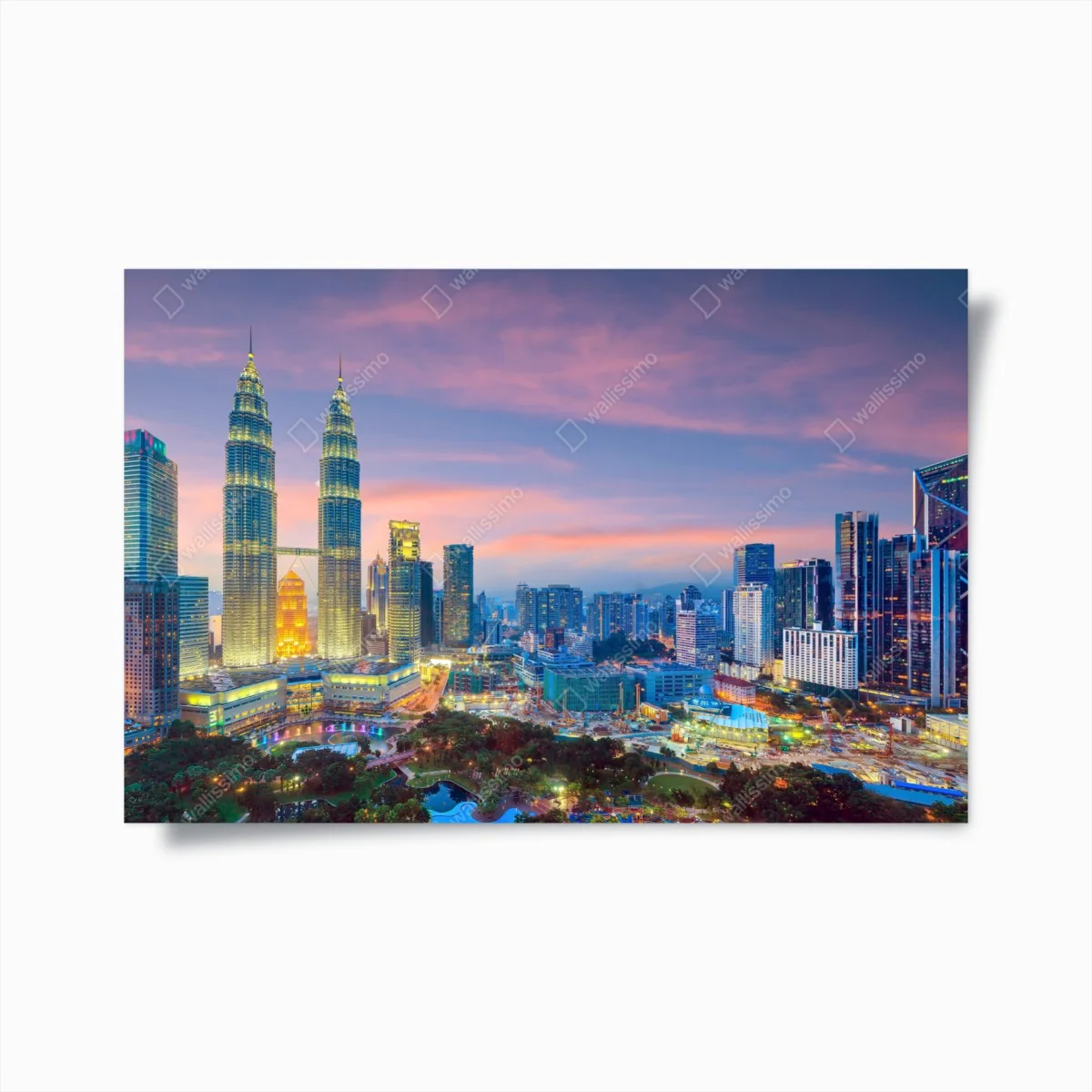 Póster atardecer sobre Kuala Lumpur y las Torres Petronas – Pixers® Póster atardecer sobre Kuala Lumpur y las Torres Petronas – Pixers®