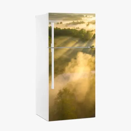 Pegatina para frigorífico amanecer dorado sobre río y pradera en niebla – Pixers®