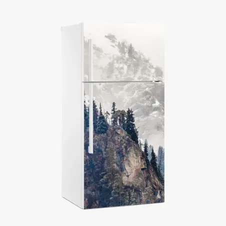 Pegatina para frigorífico acantilado nevado y bosque de pinos – Pixers®