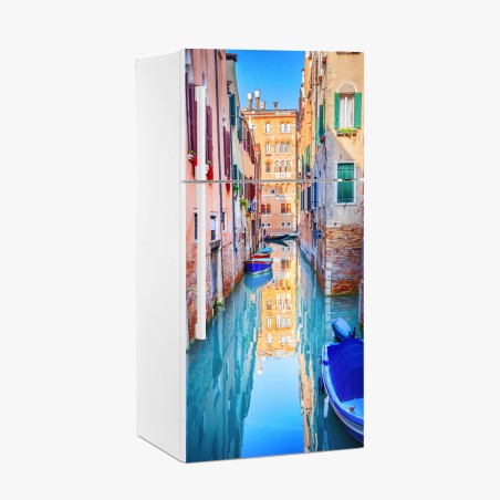 Pegatina para frigorífico canal de Venecia con reflejos coloridos – Pixers®