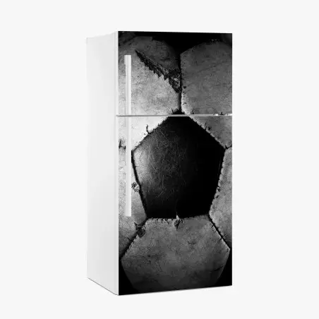 Pegatina para frigorífico balón de fútbol desgastado en blanco y negro – Pixers®