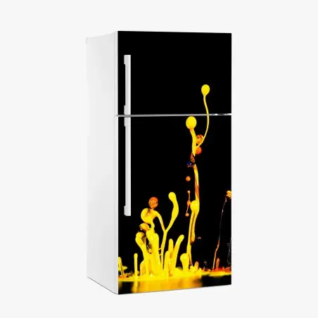 Pegatina para frigorífico estallido de pintura amarilla sobre fondo negro – Pixers®
