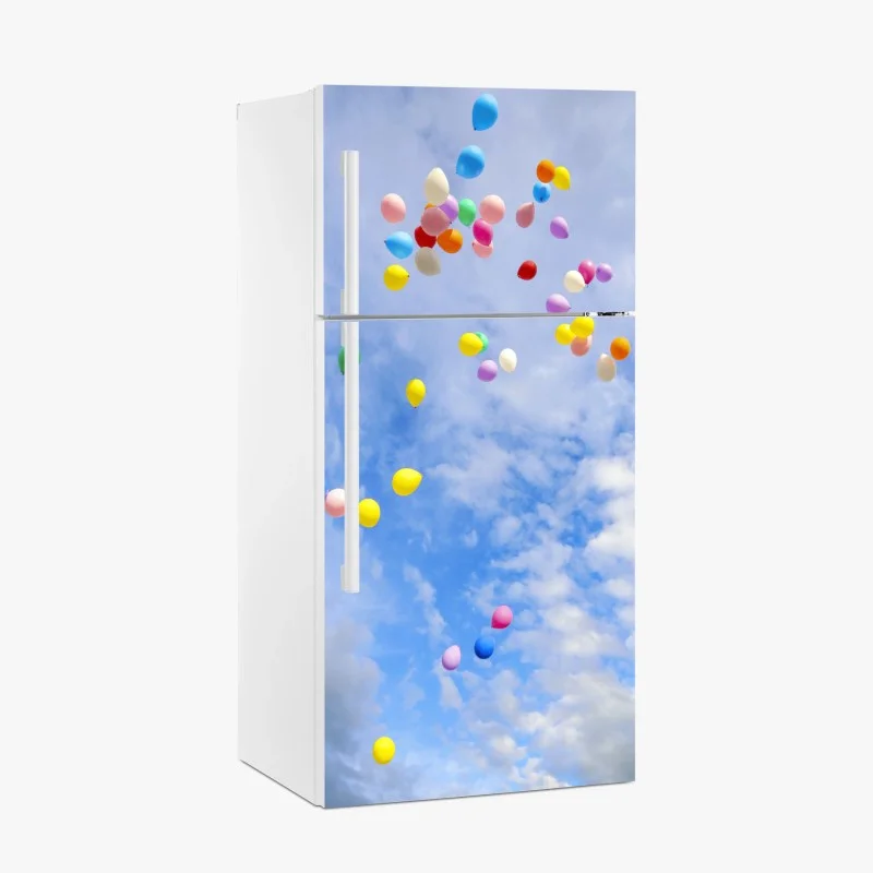 Pegatina para frigorífico lluvia de globos sobre cielo azul