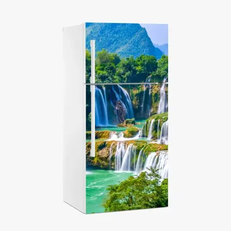 Pegatina para frigorífico oasis de cascadas en tonos esmeralda – Pixers®
