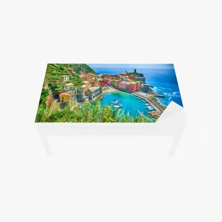 Chapa adhesiva para mesa y escritorio vistas de Vernazza, Italia: costa de casas de colores – Pixers®