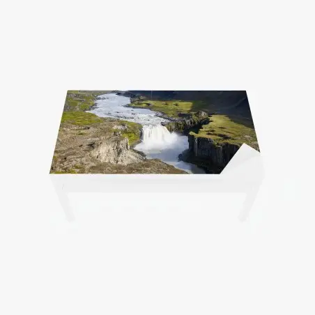 Chapa adhesiva para mesa y escritorio cascada majestuosa en el cañón de Islandia – Pixers®