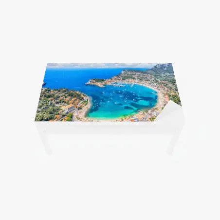 Chapa adhesiva para mesa y escritorio panorámica de la bahía de Port de Sóller, Mallorca – Pixers®
