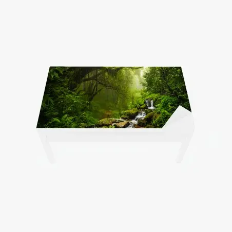 Chapa adhesiva para mesa y escritorio bosque esmeralda con cascada y sendero místico – Pixers®