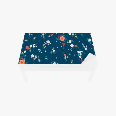 Chapa adhesiva para mesa y escritorio estampado floral azul con flores naranjas y blancas – Pixers®