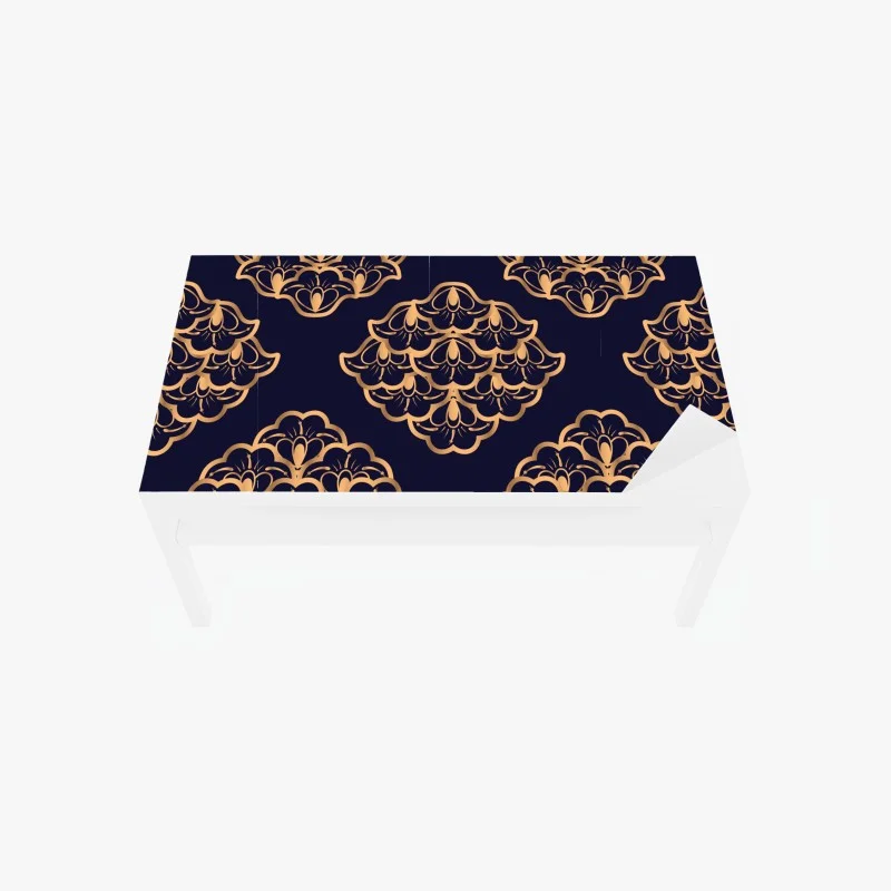 Chapa adhesiva para mesa y escritorio patrón ornamental dorado sobre fondo azul marino