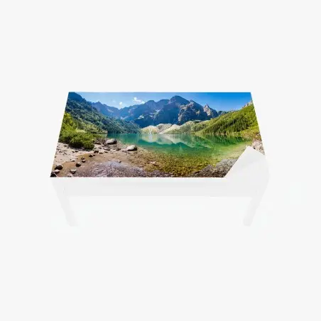 Chapa adhesiva para mesa y escritorio serenidad en el lago de montaña cristalino – Pixers®