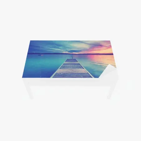 Chapa adhesiva para mesa y escritorio muelle hacia el horizonte al atardecer – Pixers®