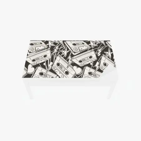 Chapa adhesiva para mesa y escritorio patrón retro de casetes y corazones – Pixers®