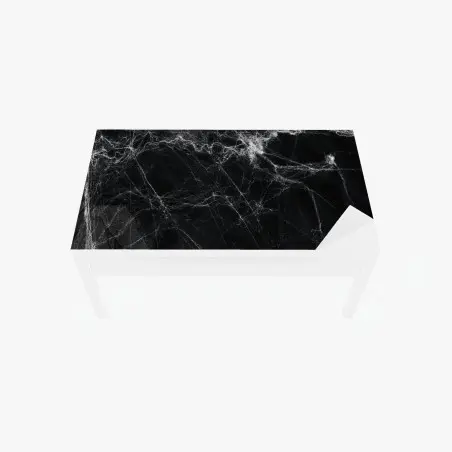 Chapa adhesiva para mesa y escritorio telaraña fantasmal sobre fondo negro – Pixers®