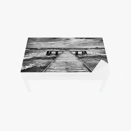 Chapa adhesiva para mesa y escritorio muelle solitario sobre mar tempestuoso – Pixers®