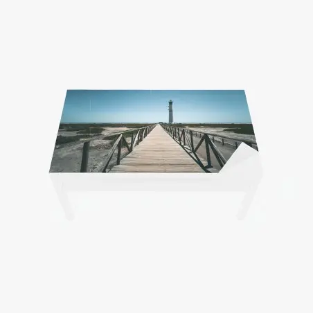 Chapa adhesiva para mesa y escritorio camino de madera hacia el faro en la costa – Pixers®