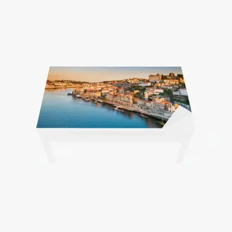 Chapa adhesiva para mesa y escritorio panorámica de la ribera de Oporto al atardecer – Pixers®
