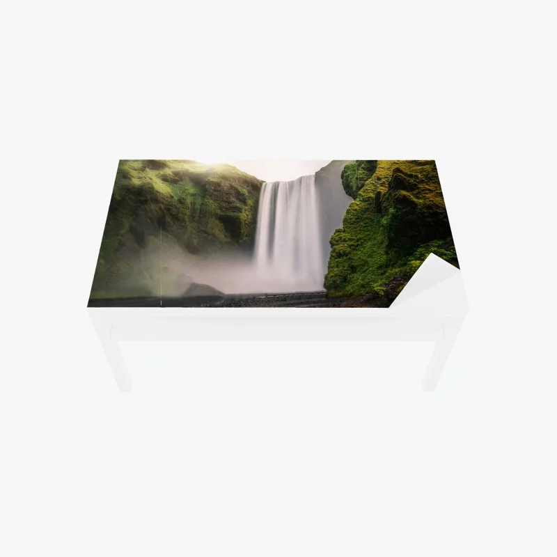 Chapa adhesiva para mesa y escritorio cascada majestuosa de Skogafoss, Islandia