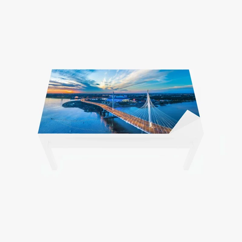 Chapa adhesiva para mesa y escritorio puente atirantado de San Petersburgo al amanecer
